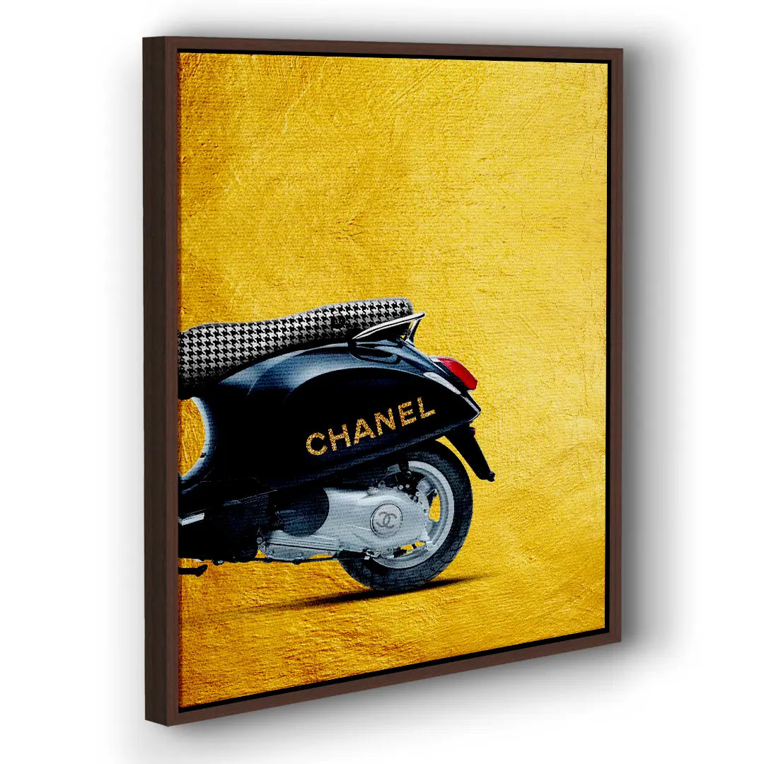 Vespa Chanel Back