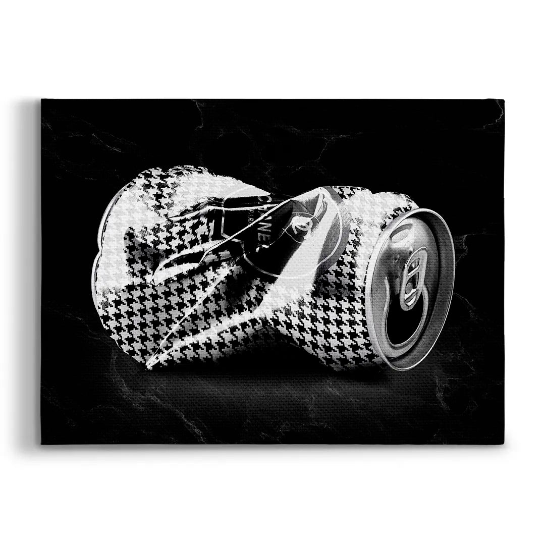 Chanel Can