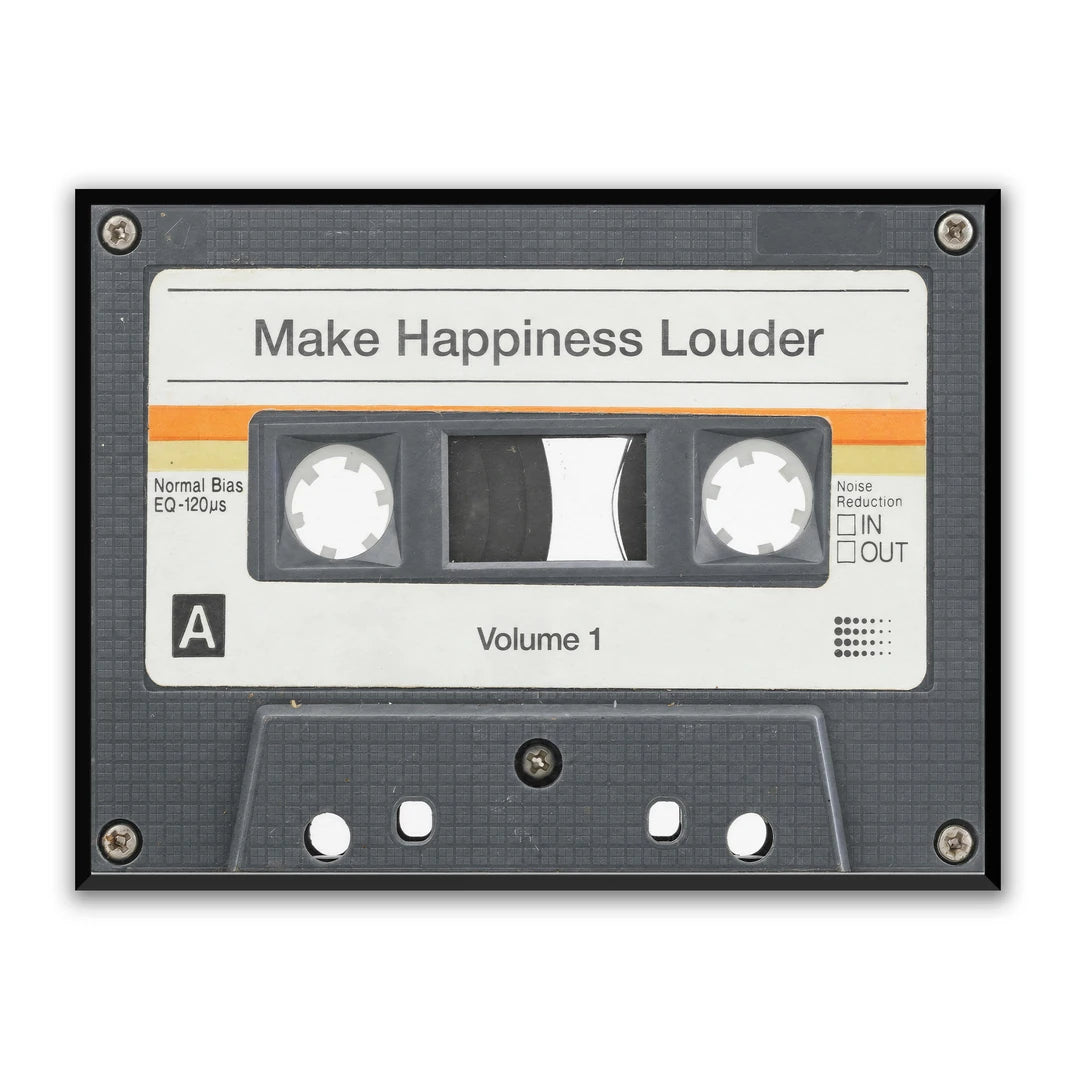 Kaseta Make Happiness Louder | Plakat, w czarnej ramie, widok z przodu